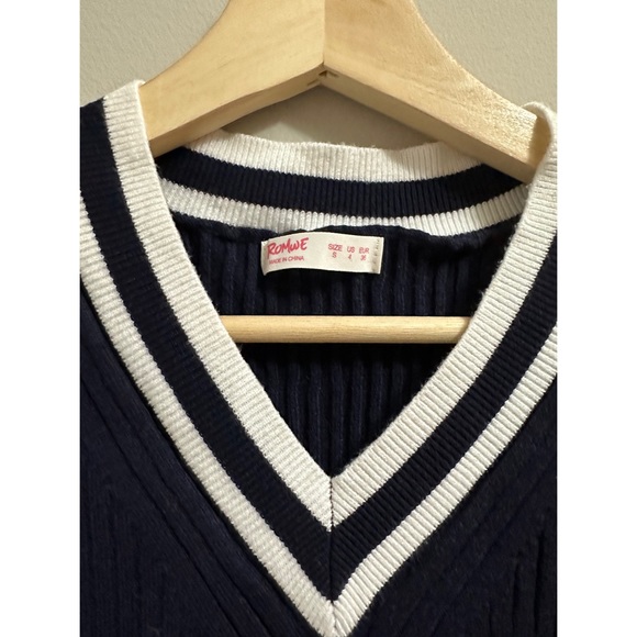 Navy Sweater Vest Size Small - Picture 2 of 3